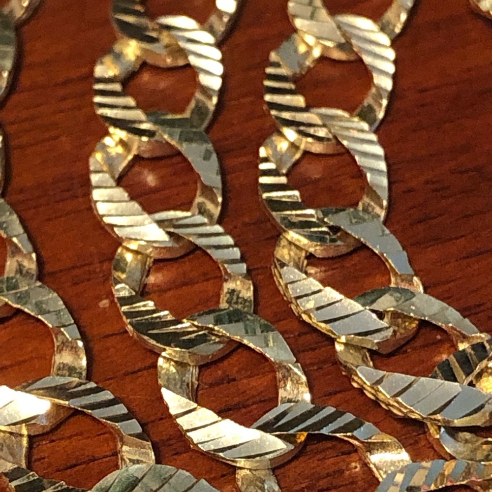 Diamond cut Cuban chain 10k gold